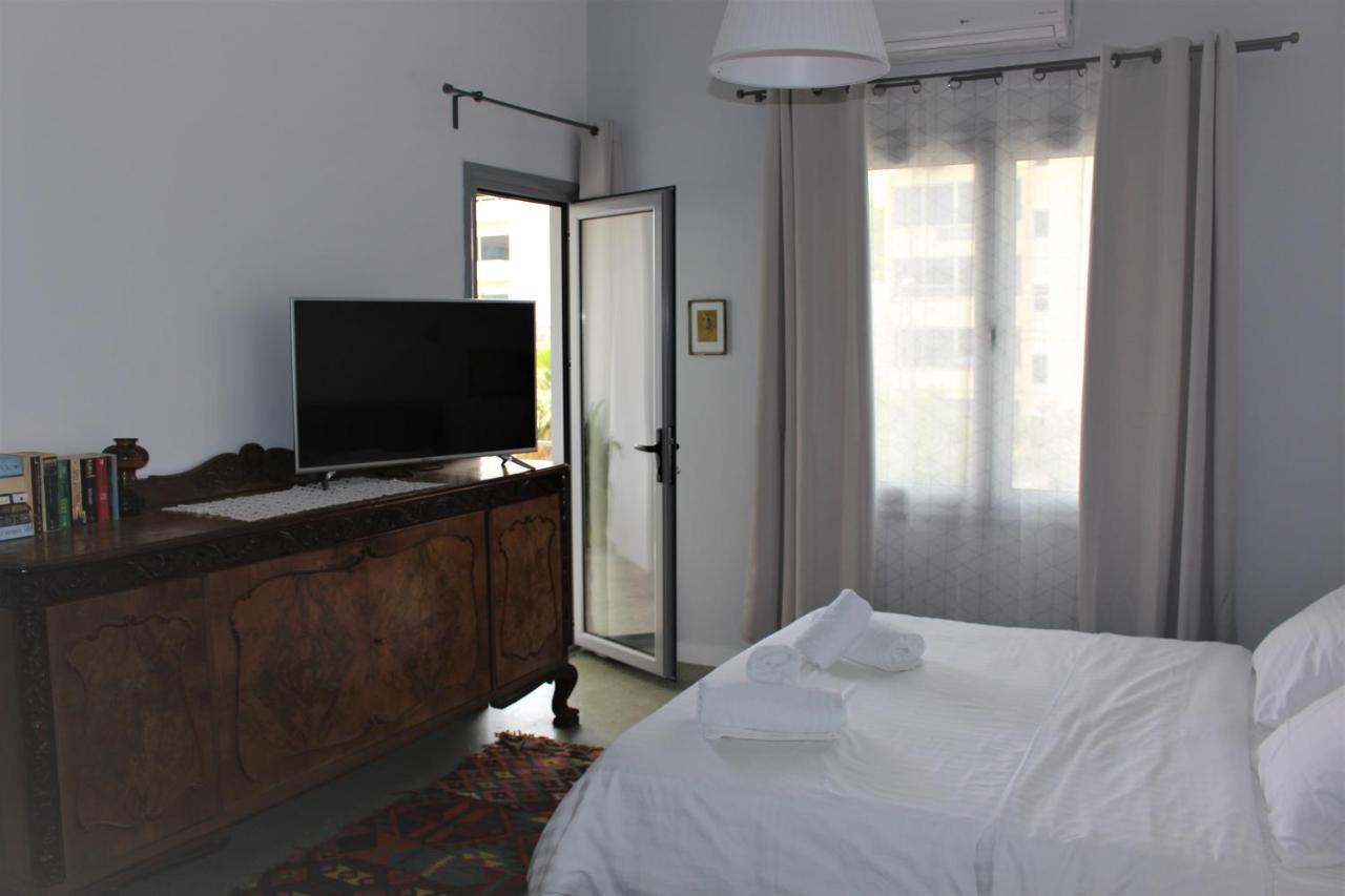 אתונה A Litte Taste Of Home Guest House מראה חיצוני תמונה